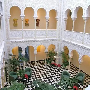 https://hotel-alhambra.in-canary-islands.com