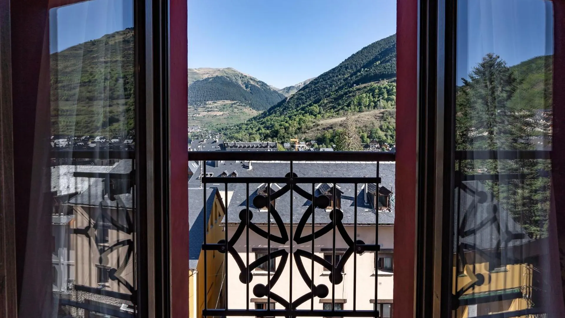 Hotel Aran La Abuela Vielha Spain